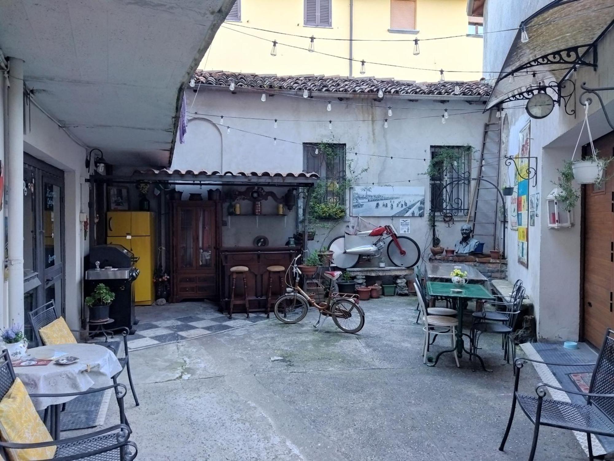 Antica Officina Lejlighed Mandello del Lario Eksteriør billede
