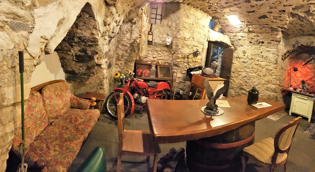 Antica Officina Lejlighed Mandello del Lario Eksteriør billede